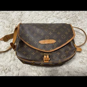 Popular Crossbody Louis Vuitton Biface